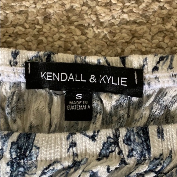 PacSun Off-The-Shoulder Floral Dress - Picture 2 of 2